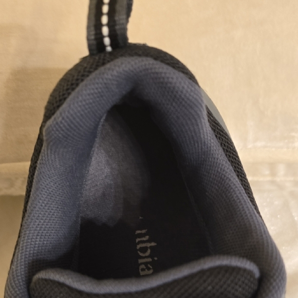 Columbia Black and Gray Sneakers with Sporty Design - Picture 8 of 16